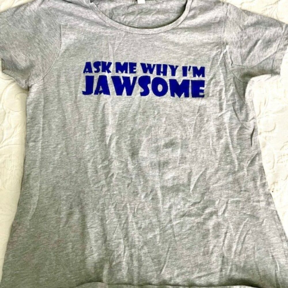 Alstyle Gray Blue Ask Me Why I'm Jawsome Shark Week Pull Up Shirt Top XL
